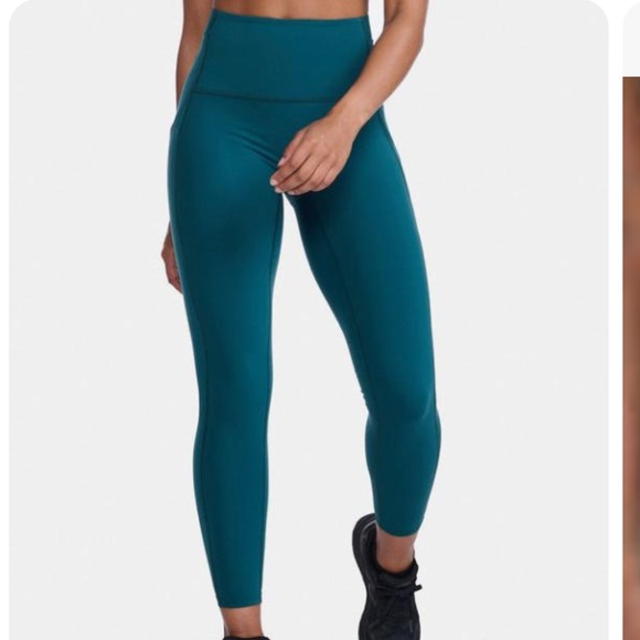 FP movement women leggings size XS NWOT